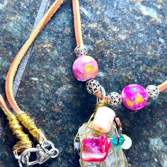 Handmade beach glass pendant embellished wire wrapped and beaded on leather cord - Picture 5 of 16